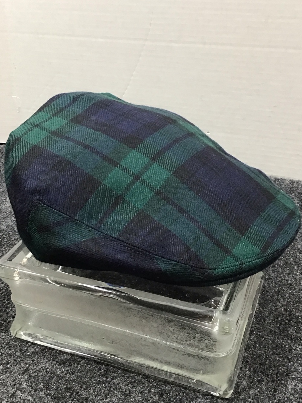 Scotland 100% wool Men's Plaid Flat Cap in Navy & Green L NWOT